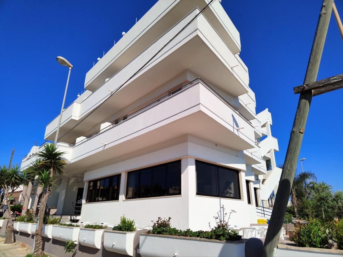 Hotel Baia Del Cigno Torre San Giovanni Ugento Εξωτερικό φωτογραφία